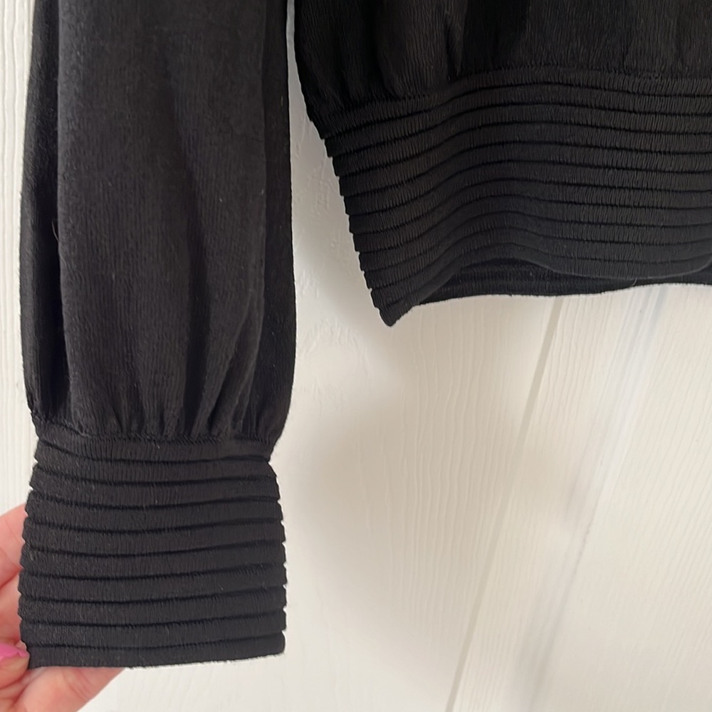 Express black top - Picture 2 of 2
